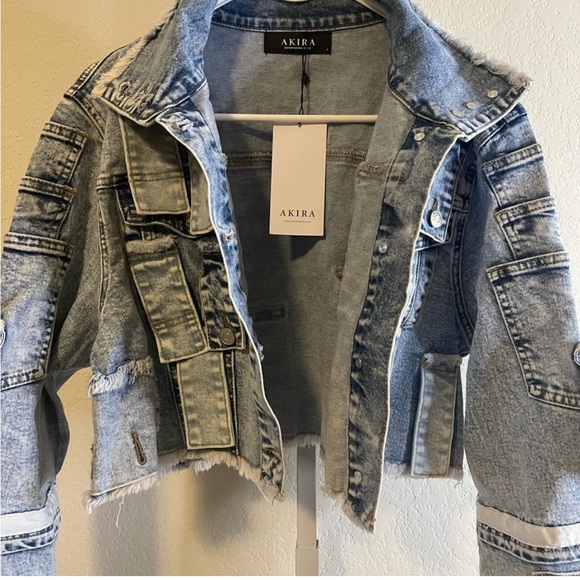AKIRA Light Blue Distressed Denim Jacket - Picture 4 of 5